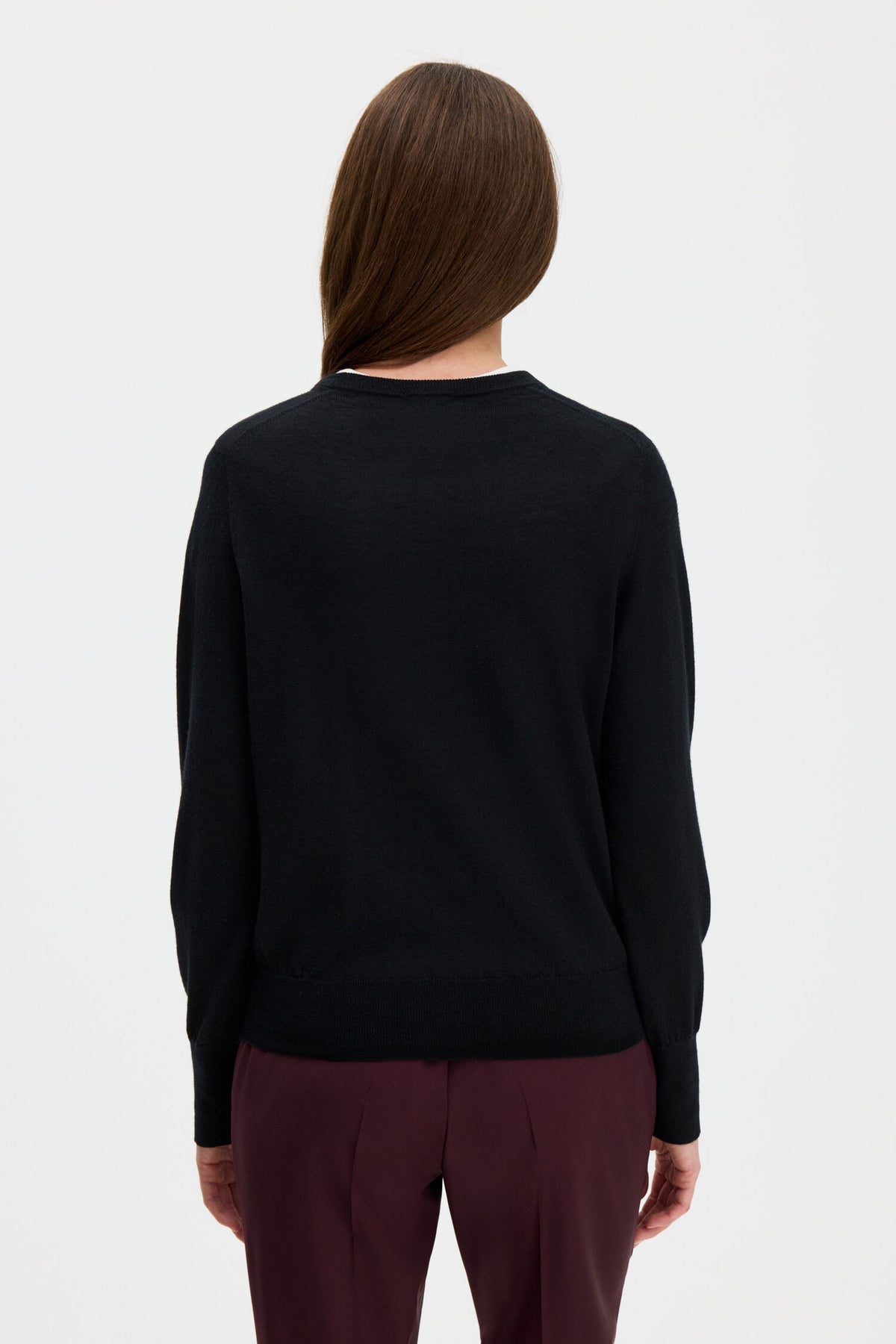 Merino R-Neck Sweater Black Filippa K