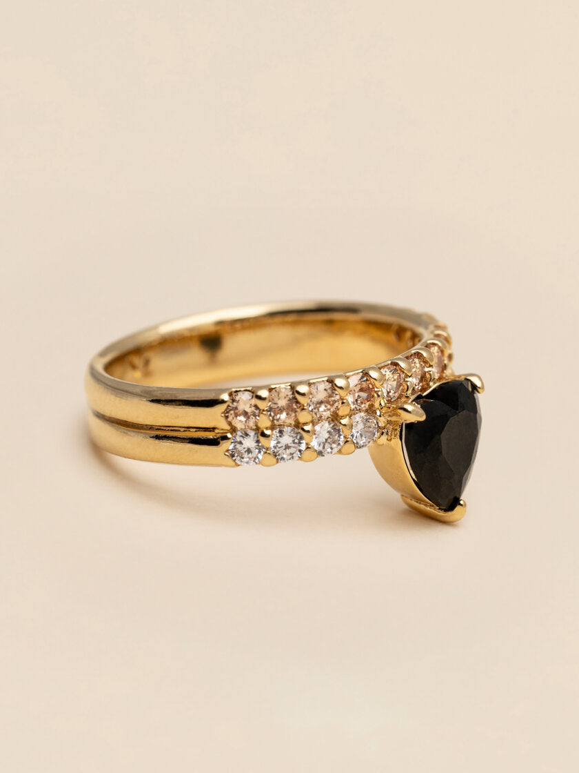 Venus Ring Noir/champagne Ylva Li