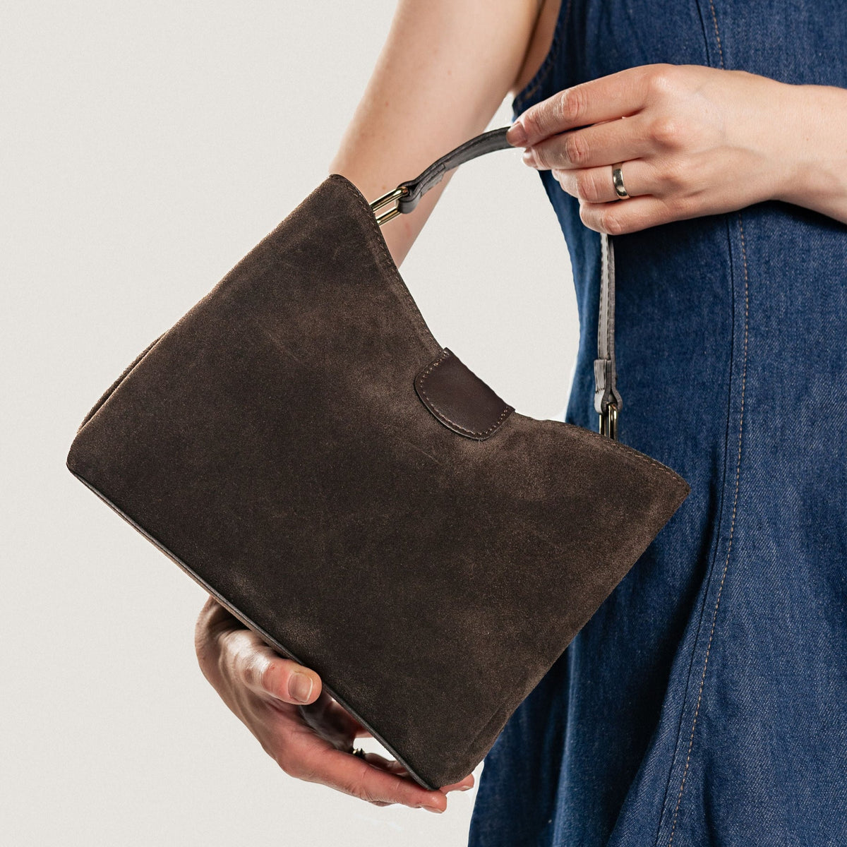 Novara Suede Dark Brown Latalia