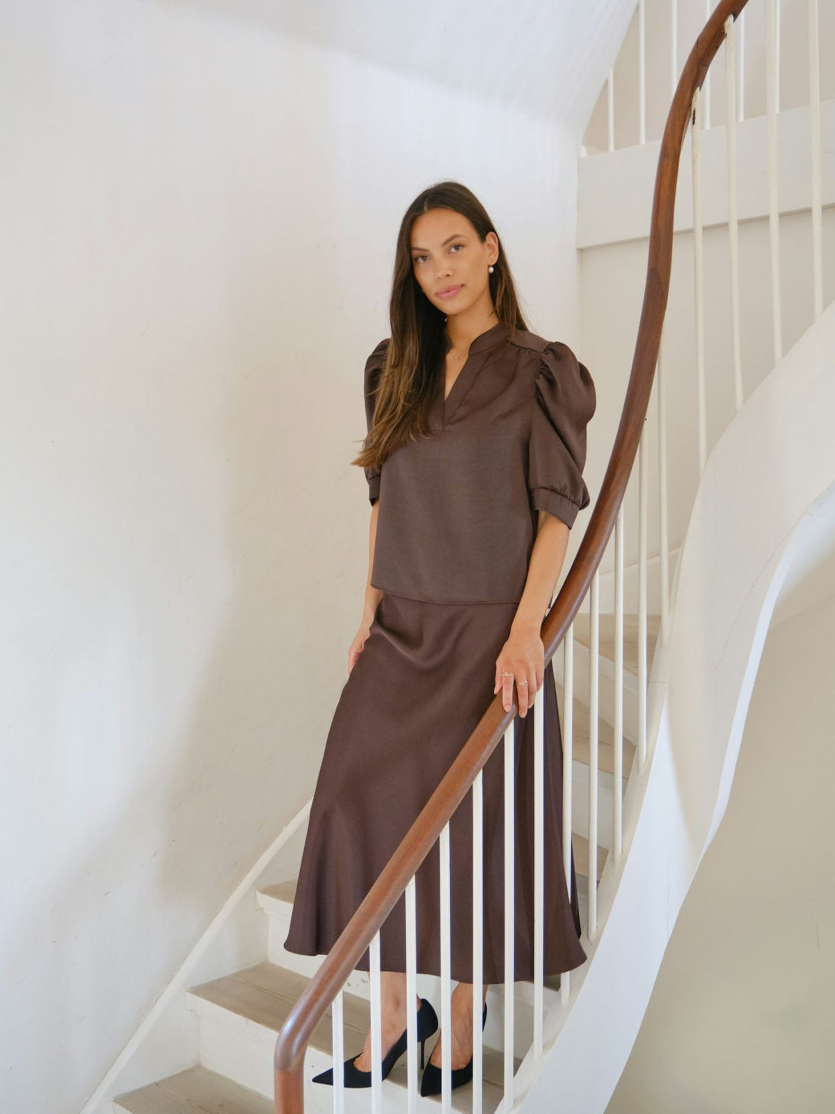 Roella Heavy Sateen Blouse Dark Brown Neo Noir