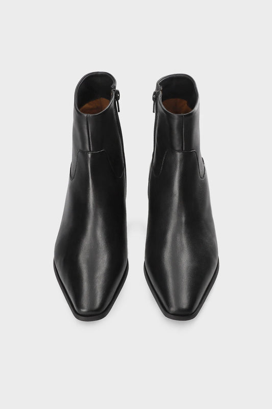 CPH293 Leather Black Copenhagen Studios
