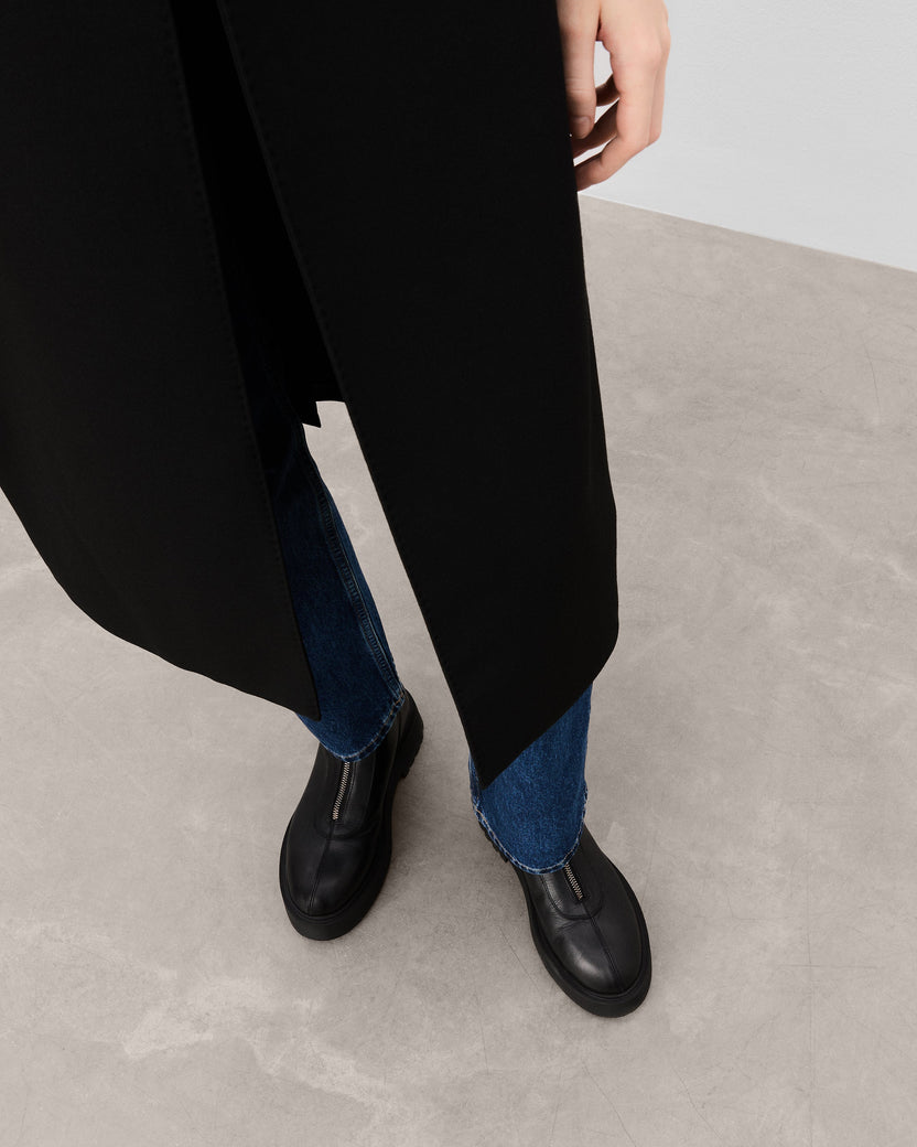 Alma Black Leather Flattered