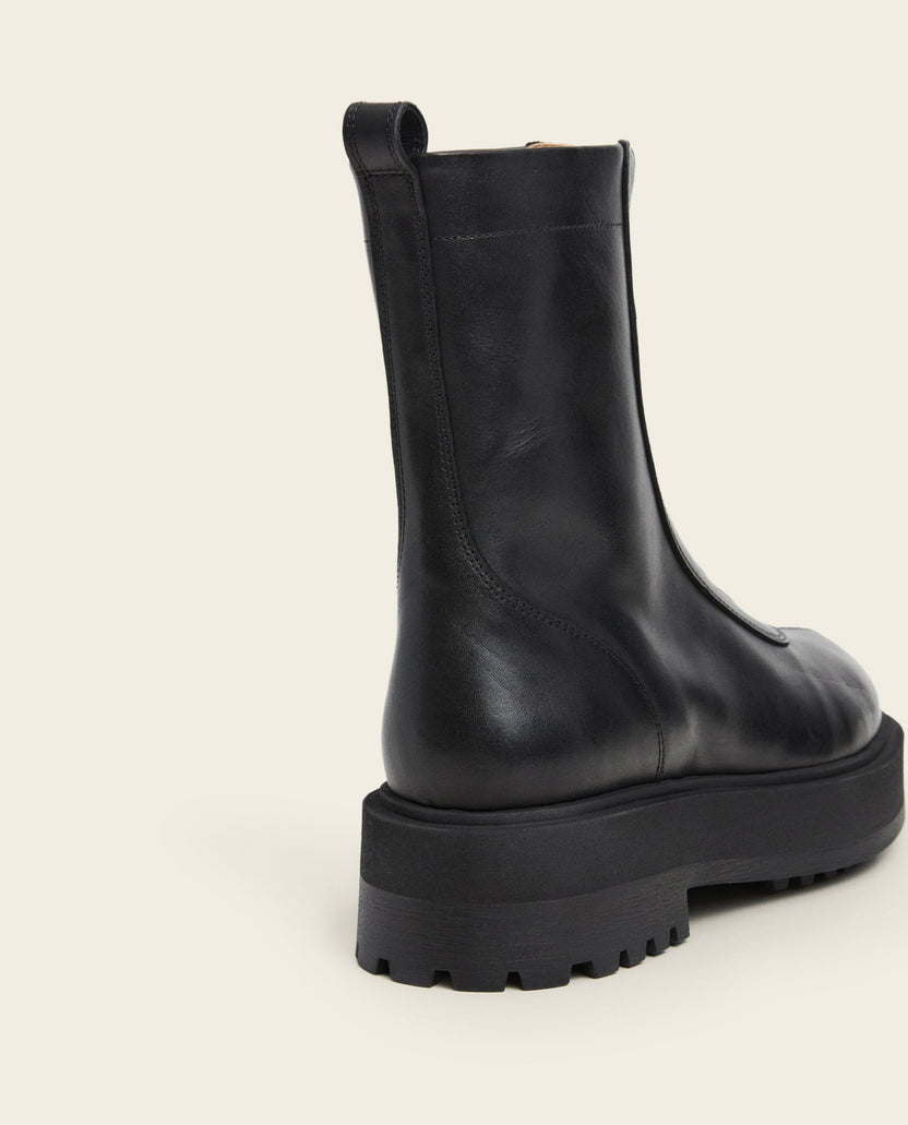 Alma Black Leather Flattered
