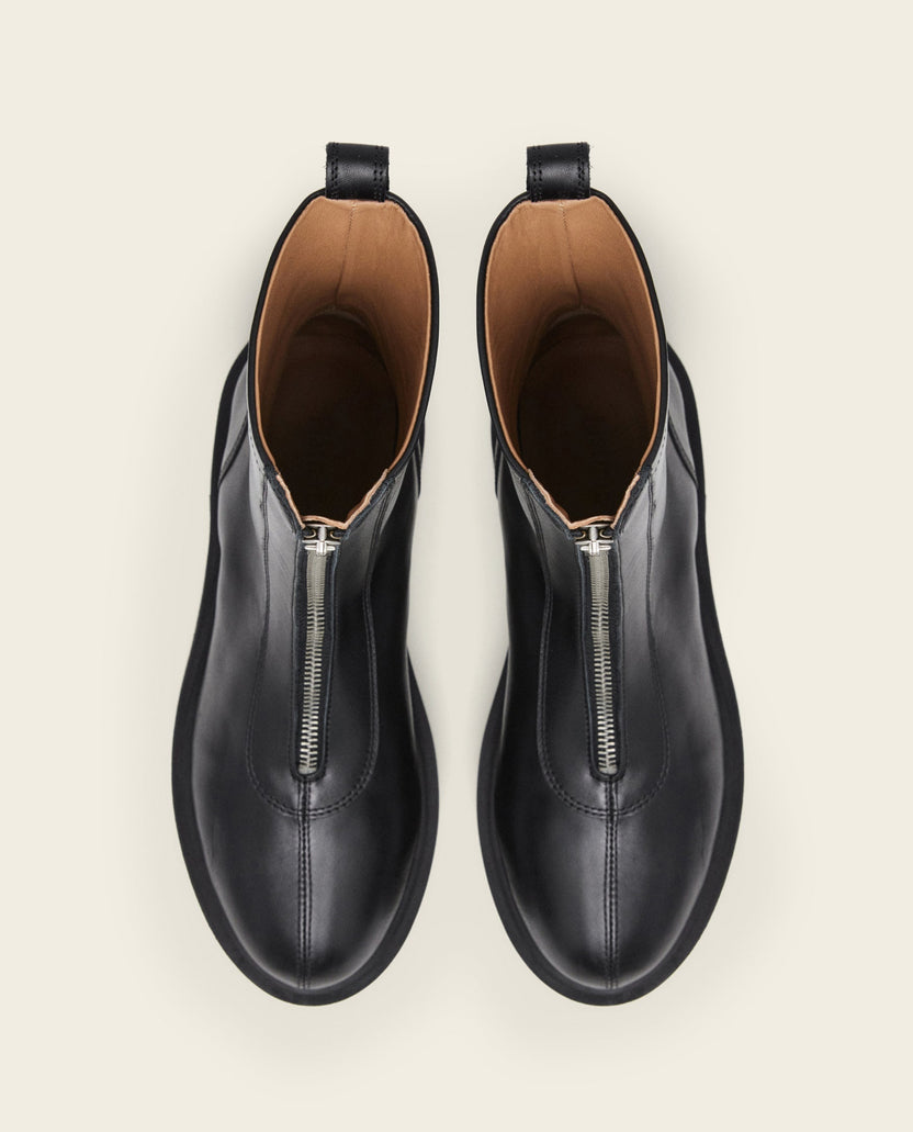 Alma Black Leather Flattered