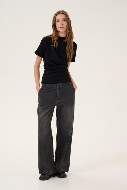 HelleMW Tee Black My Essential Wardrobe