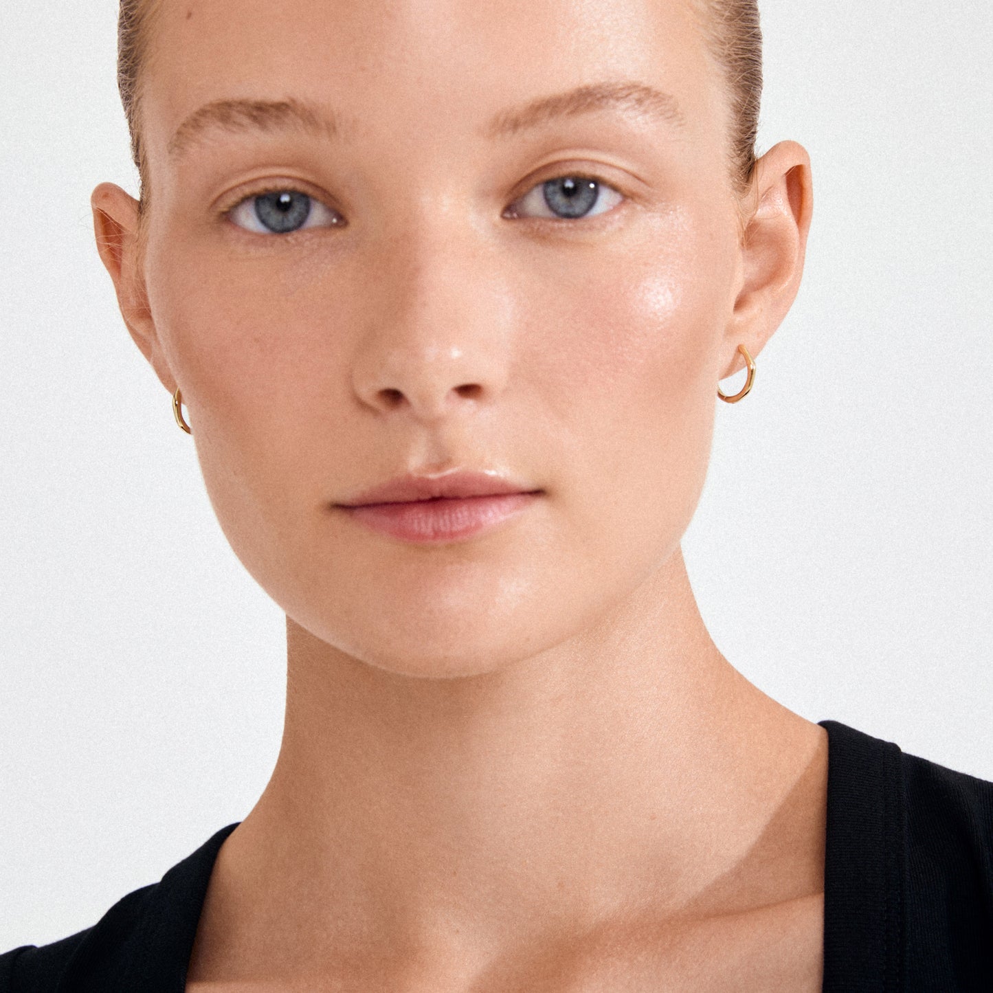 Nova Hoop Earrings Gold Pilgrim