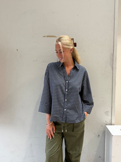 Amber Check Shirt Navy Continue