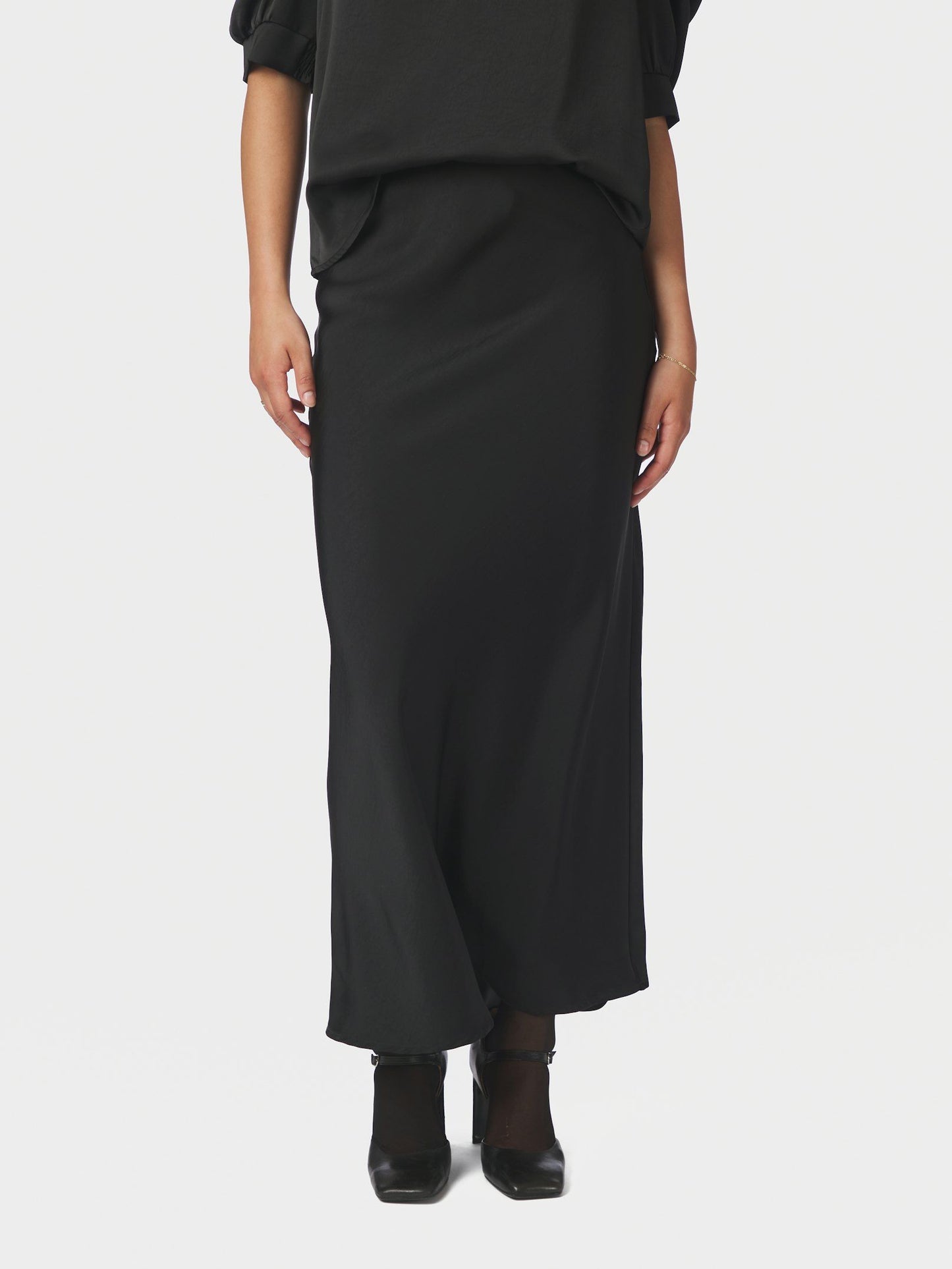 Vicky Heavy Sateen Skirt Black Neo Noir