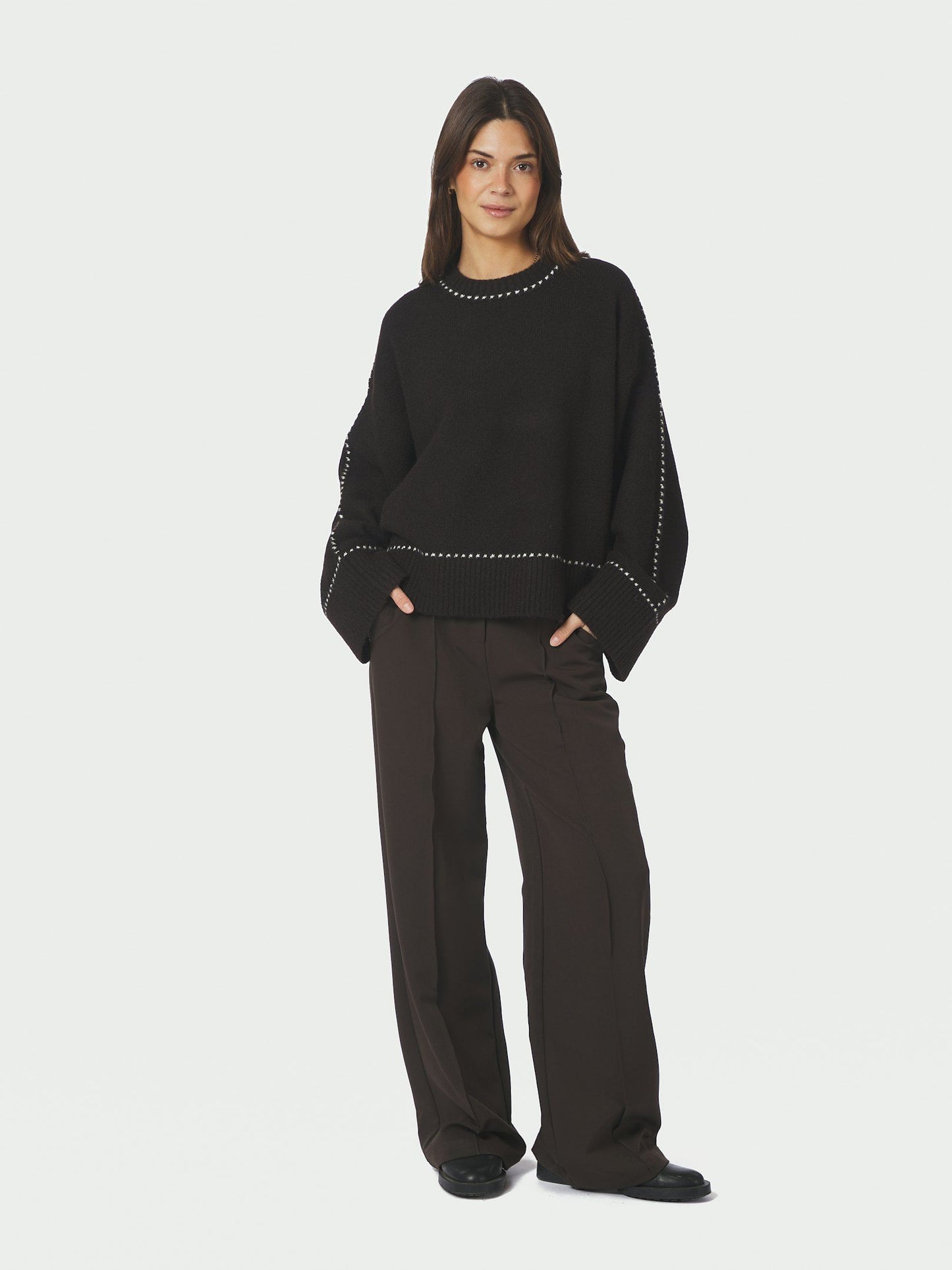 Roeme Knit Stitch Blouse Dark Brown Neo Noir