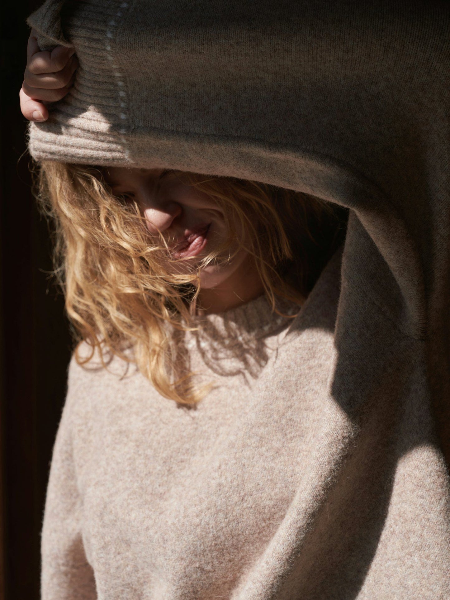 Roeme Knit Stitch Blouse Beige Melange Neo Noir
