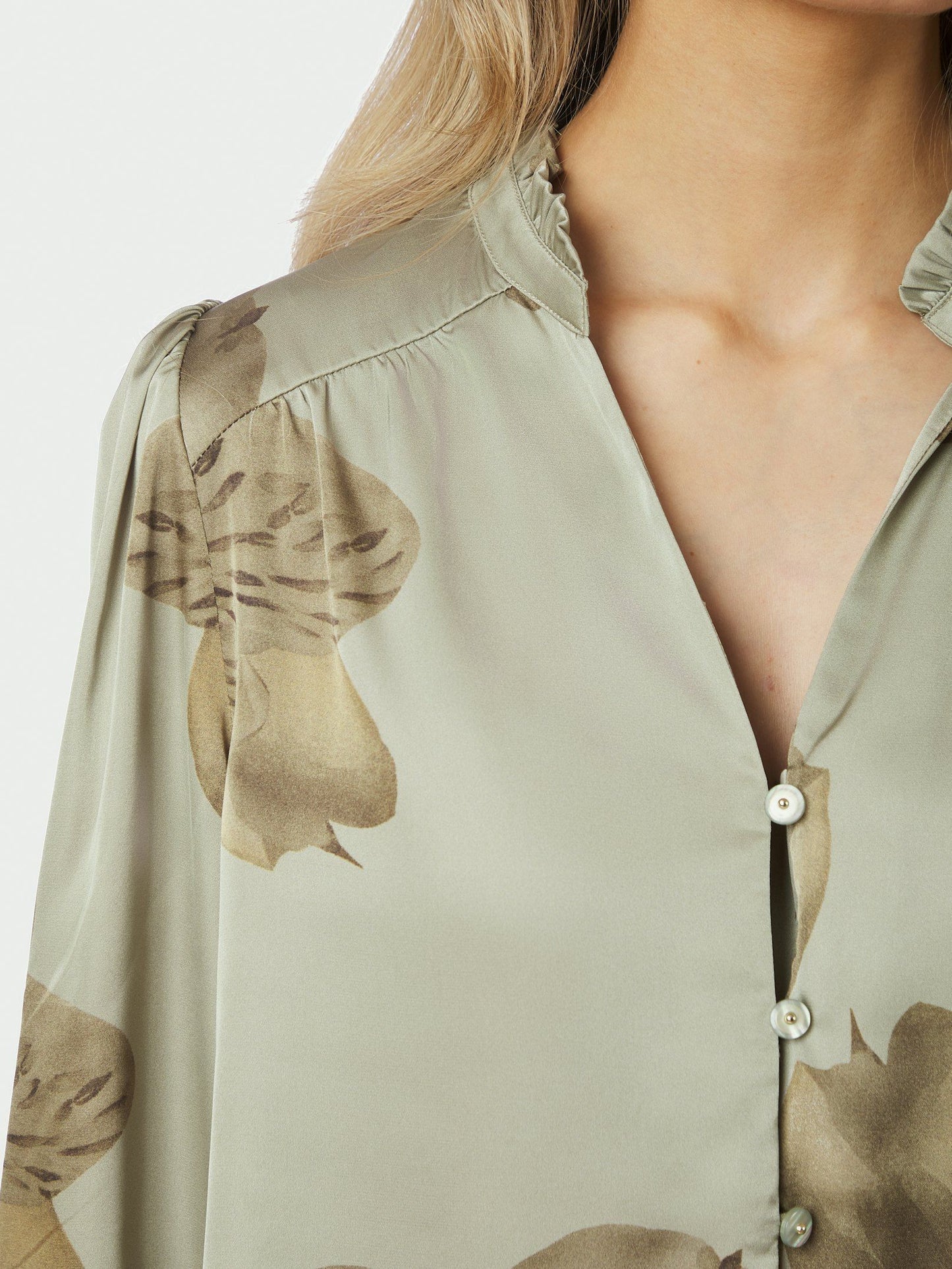 Massima Misty Orchid Blouse Smoke Green Neo Noir