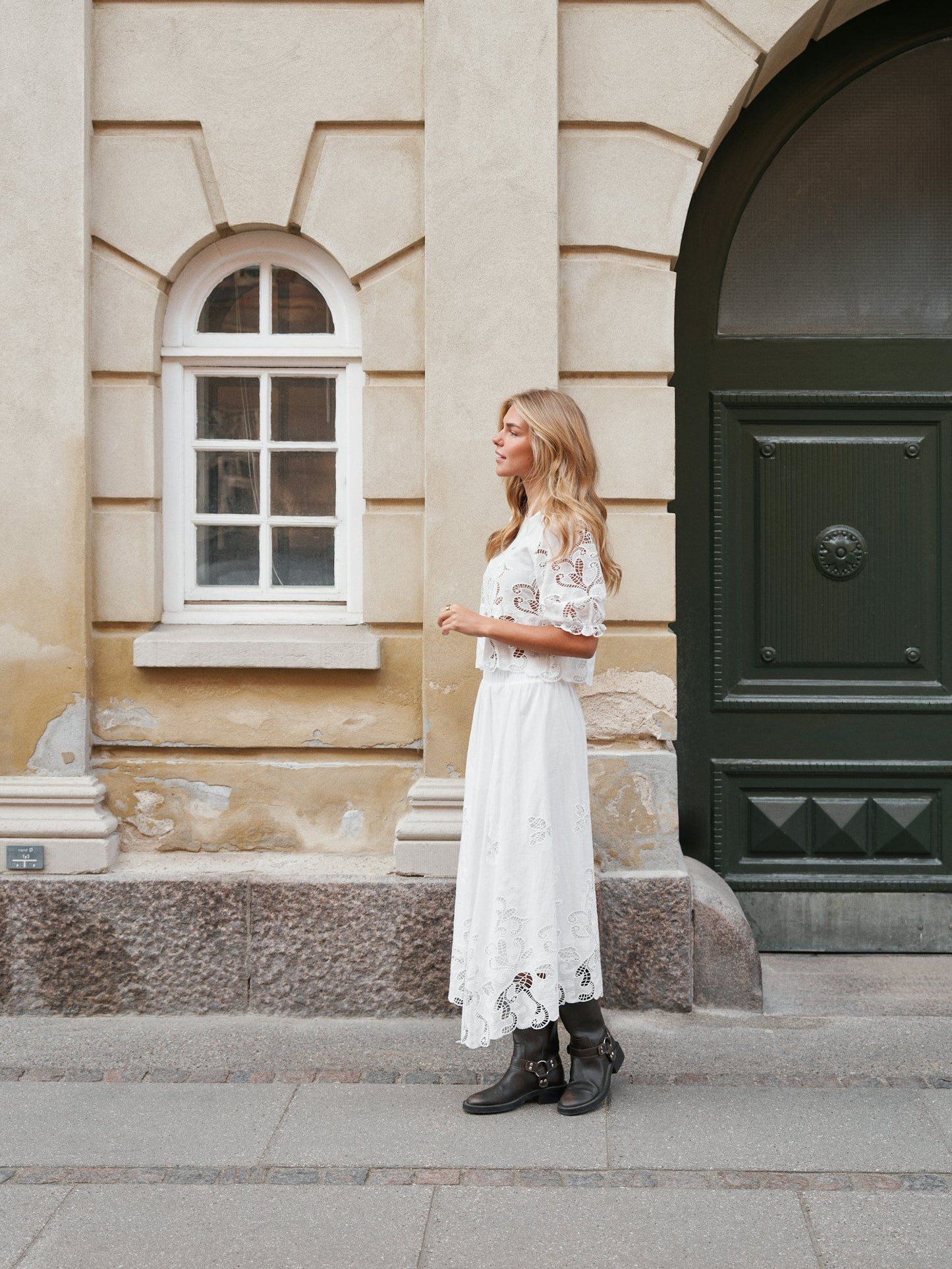 Yara Long Emb Skirt White Neo Noir