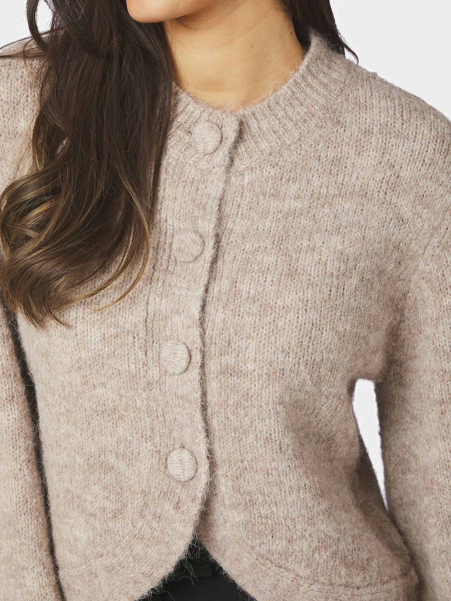 Gio Fluffy Knit Cardigan Beige Neo Noir