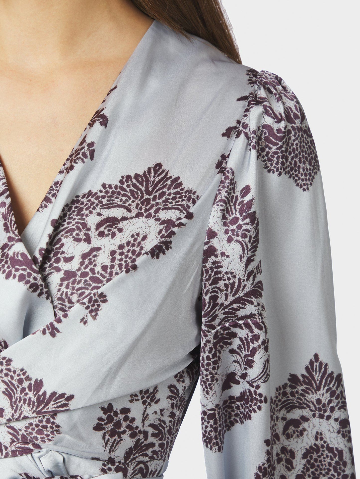 Rista Deco Drop Blouse Light Blue Neo Noir