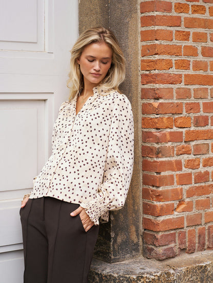 Astrida Flower Jacquard Blouse Creme Neo Noir