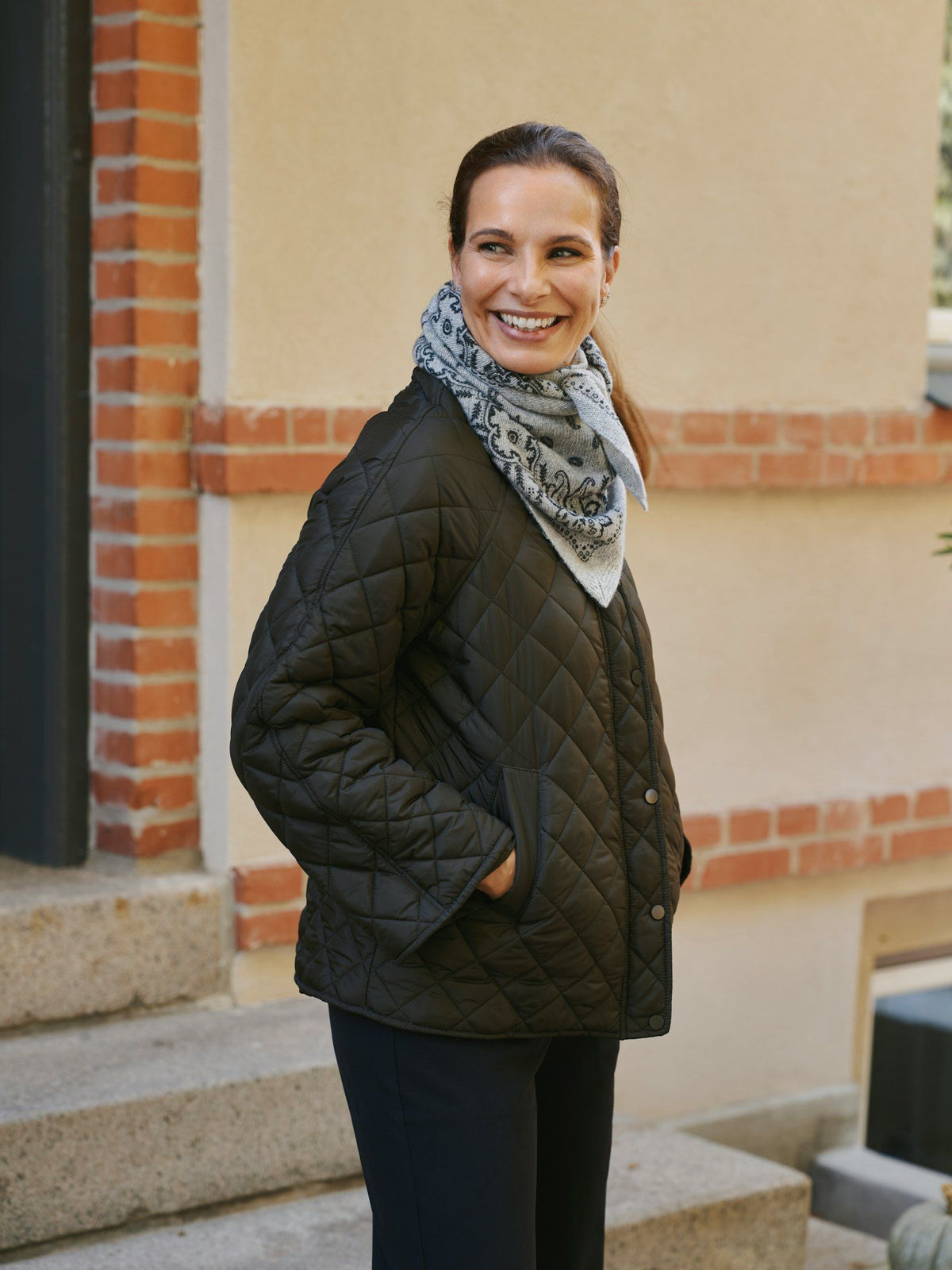 Lolana Paisley Knit Scarf Grey Melange Neo Noir