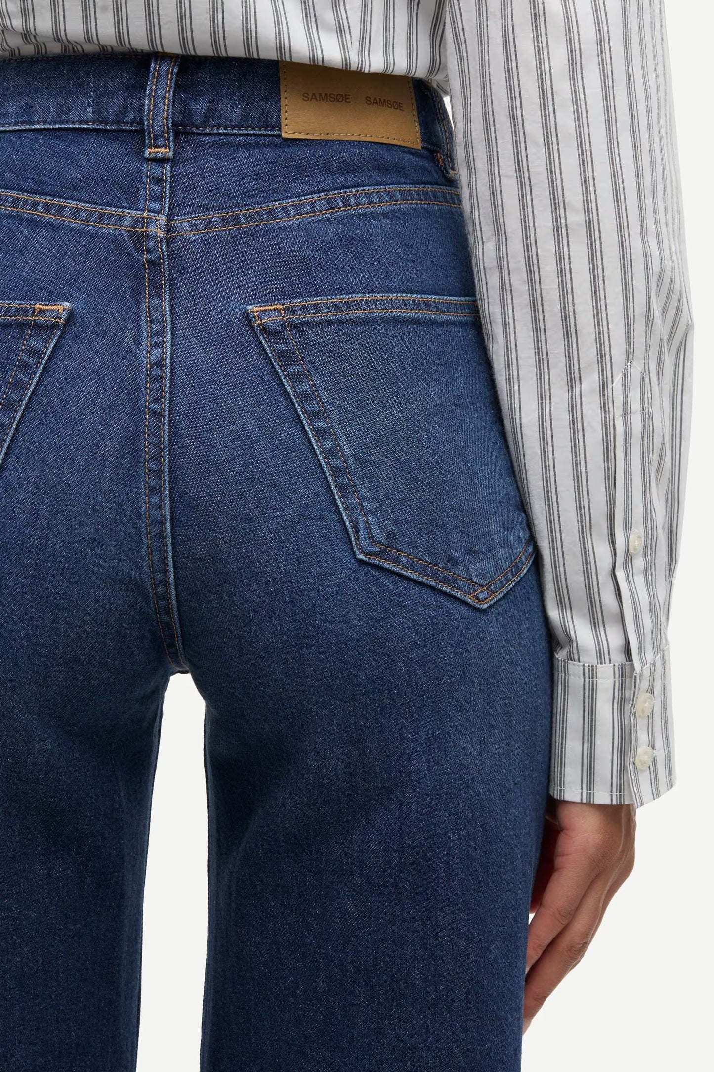 Sarebecca Jeans Tuck 16139 Paris blue comfort Samsoe Samsoe