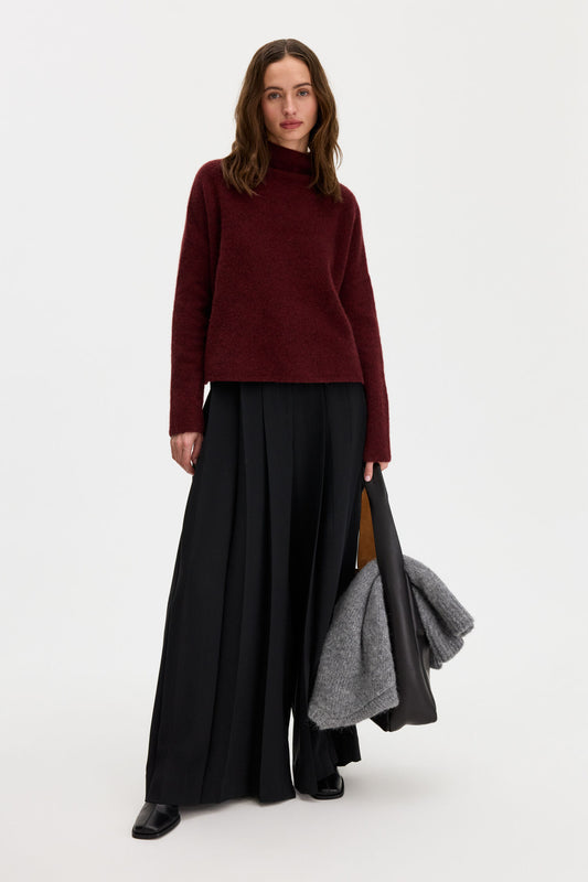 Mika Yak Funnelneck Sweater Mahogany Red Filippa K