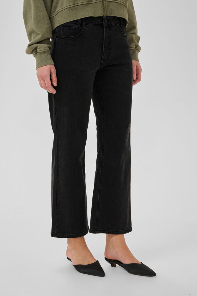 MWValla 144 Jeans Straight Dark Grey Wash My Essential Wardrobe