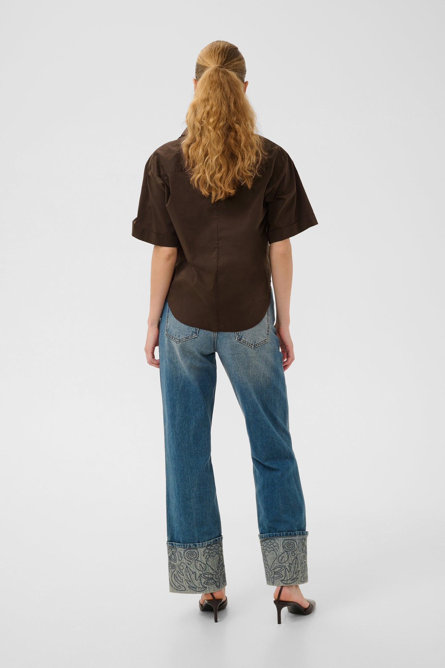 Daiva Antoinett SS Shirt Coffee Bean Culture