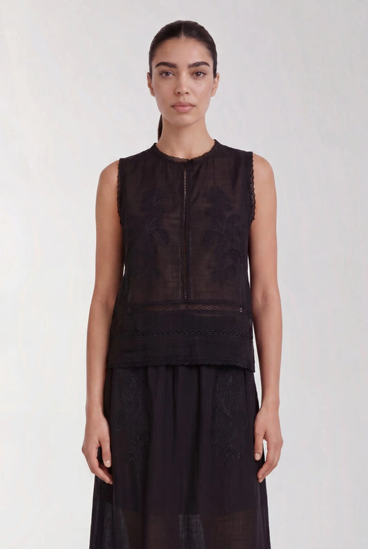 LR-Ryan 1 Top Black Levete Room