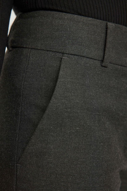 Clara Crop 555 Dark Grey Melange Five Units