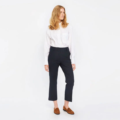 Clara Crop 285 Navy Five Units