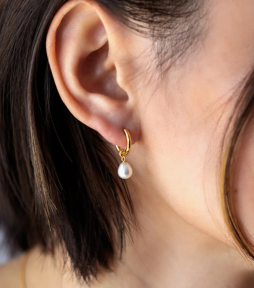 Treasure Pearl Hoops Gold Syster P