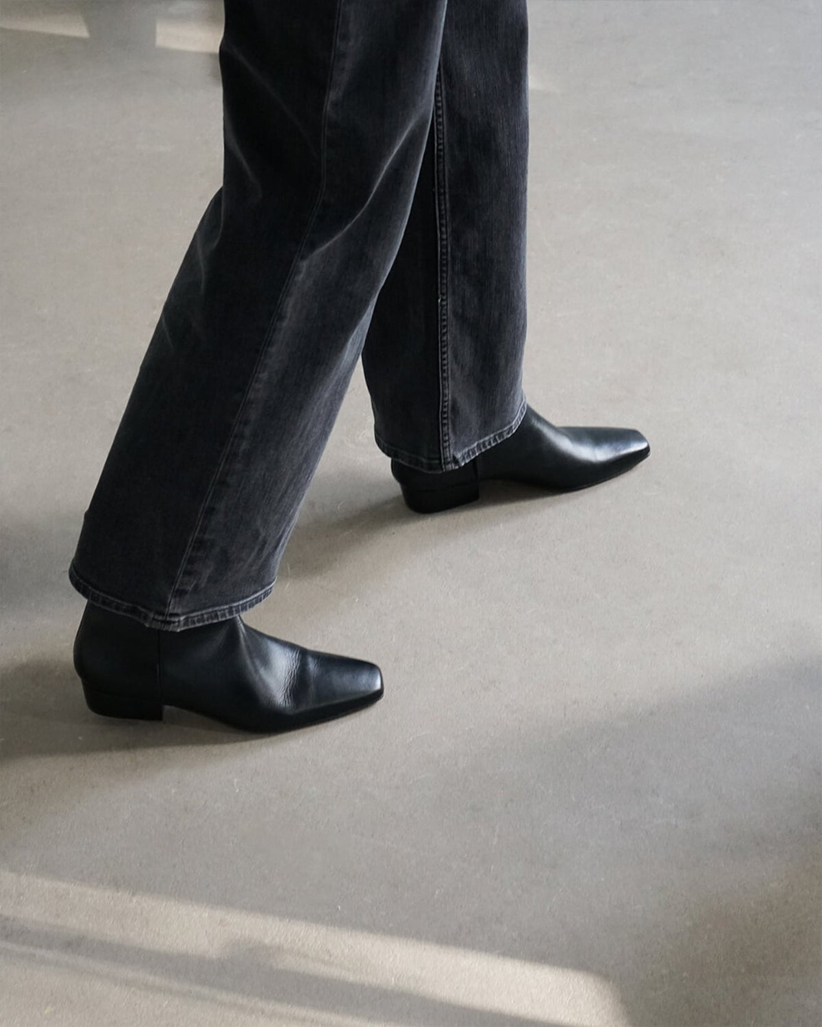 Rami Black Leather Flattered