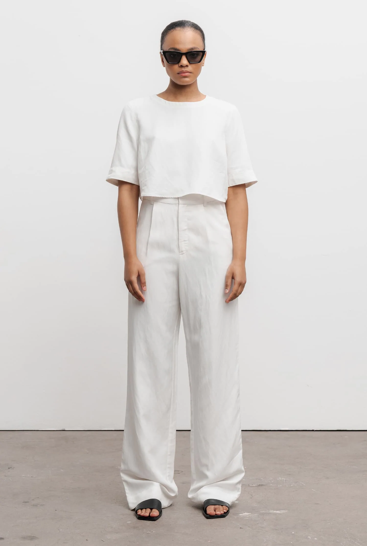 Noma Linen Trousers Off-White Ahlvar Gallery