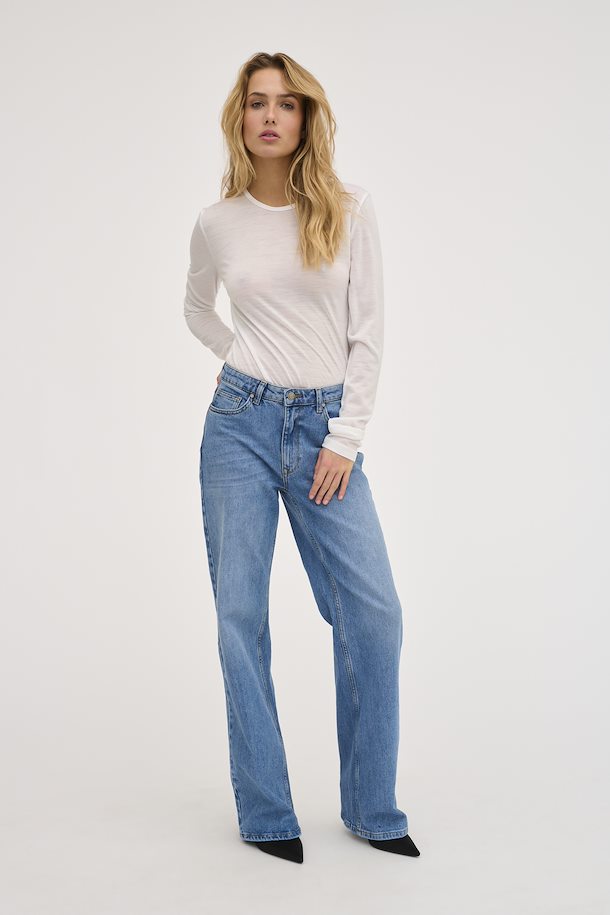 The Oneck Long Sleeve Off-White My Essential Wardrobe