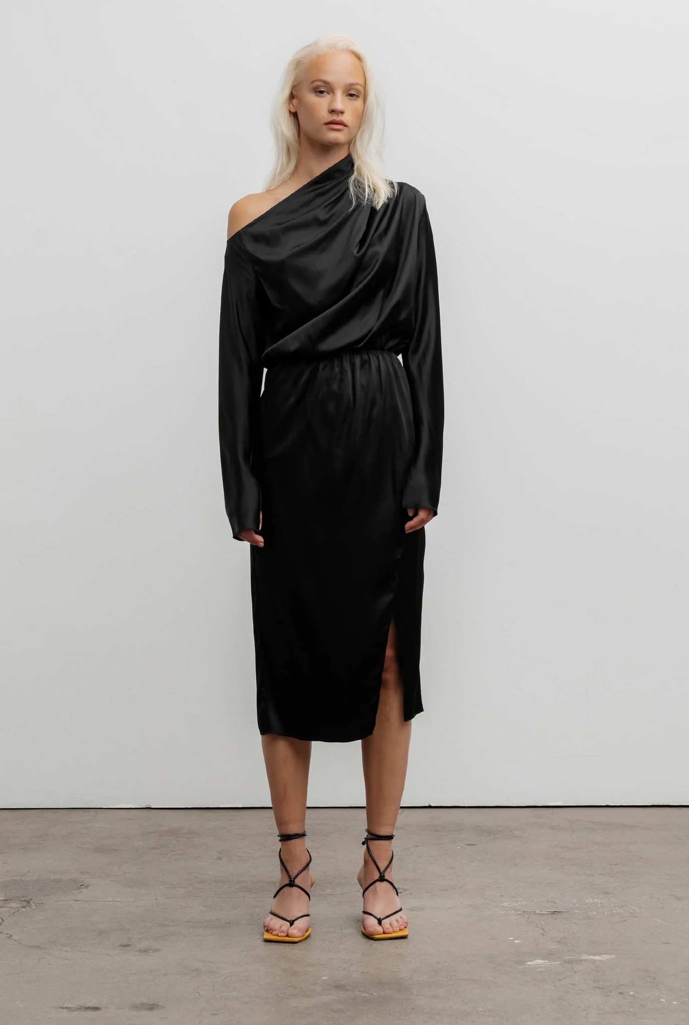Cho Dress Black Ahlvar Gallery