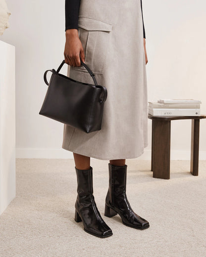 Hedda Midi Handbag Black Leather Flattered