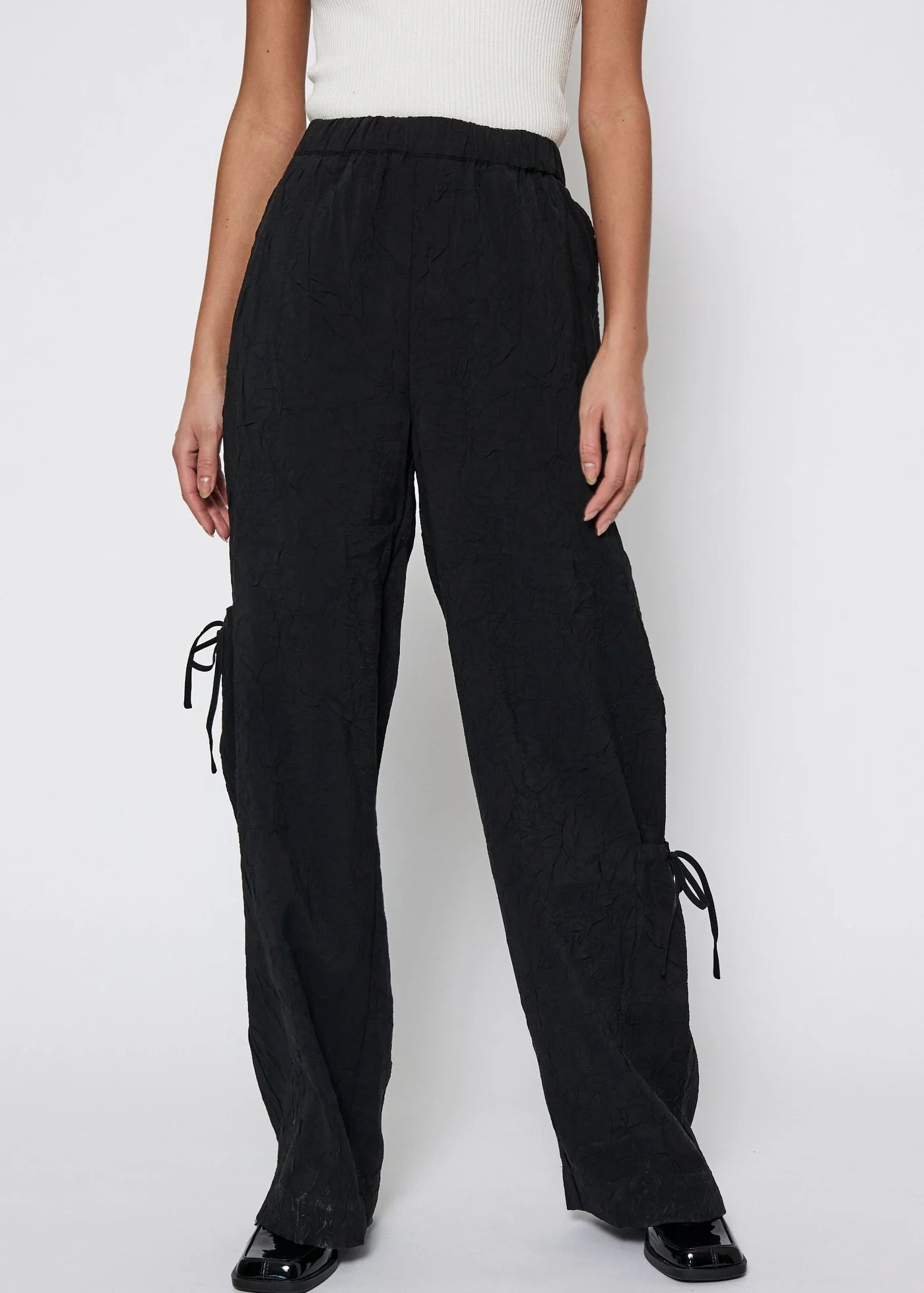 Moa Pants Black Norr