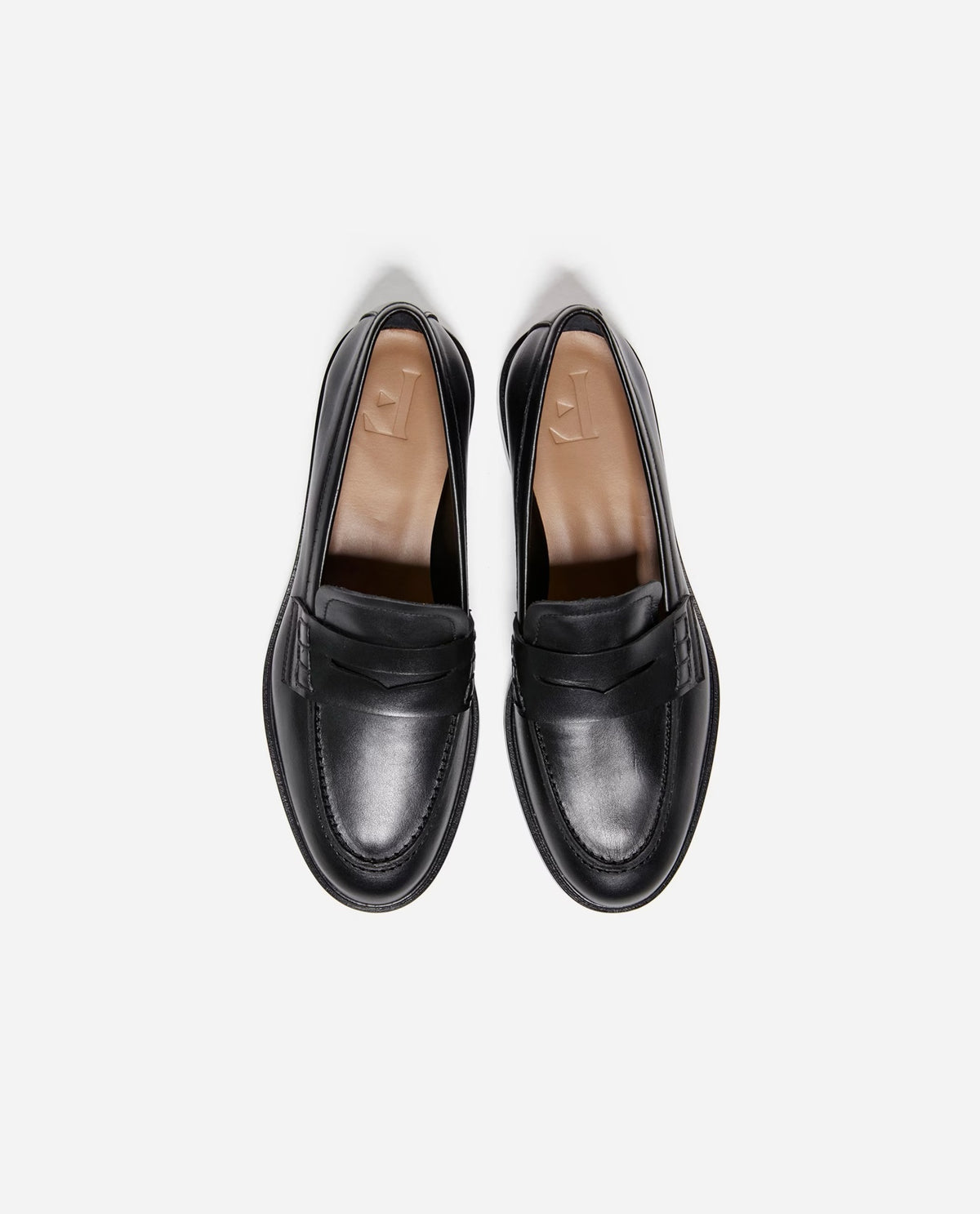 Sara Leather Black Flattered
