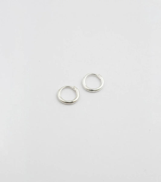 Beloved Mini Hoops Silver Syster P
