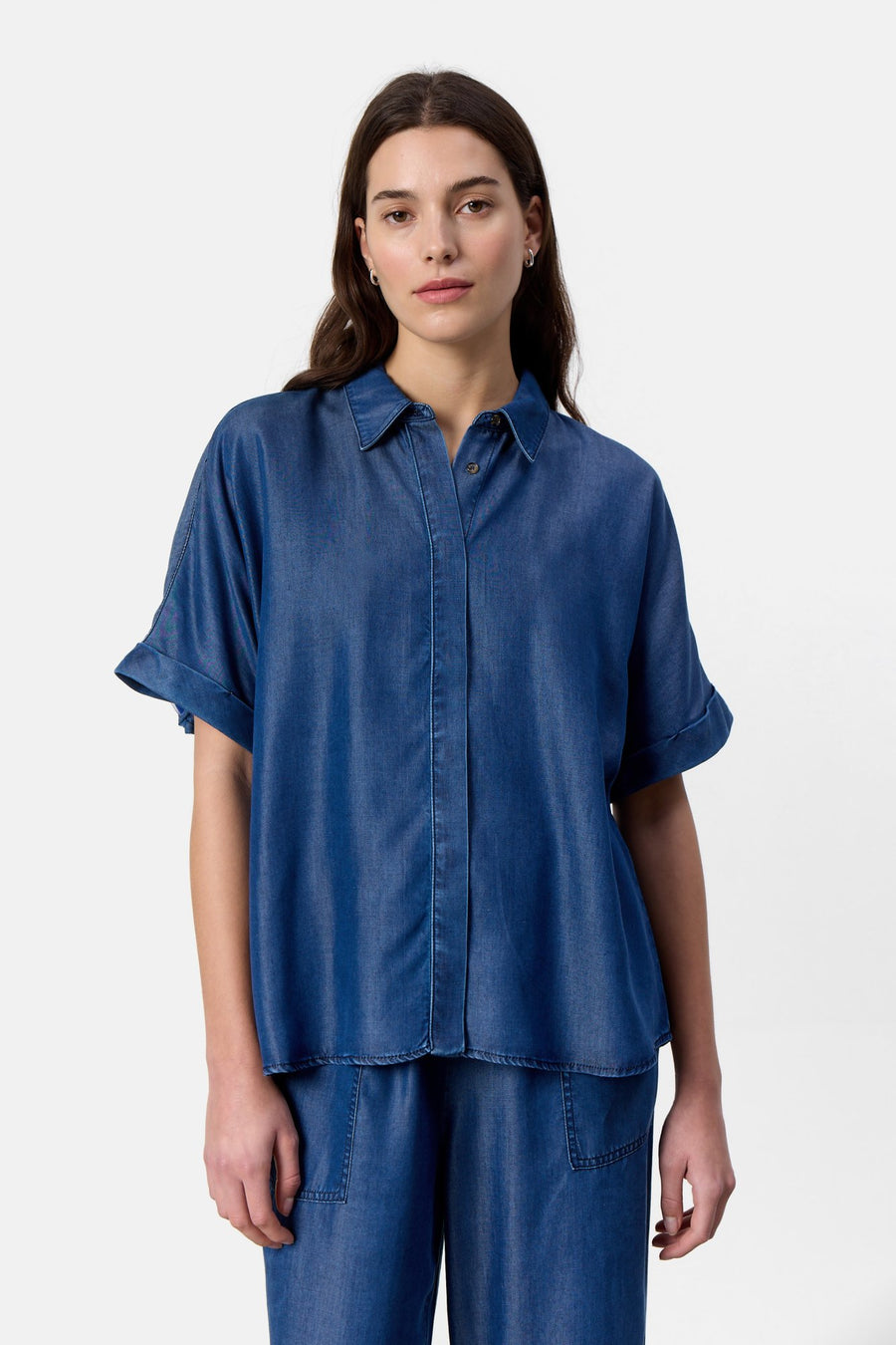 LR-Henri 1 Shirt Navy Levete Room