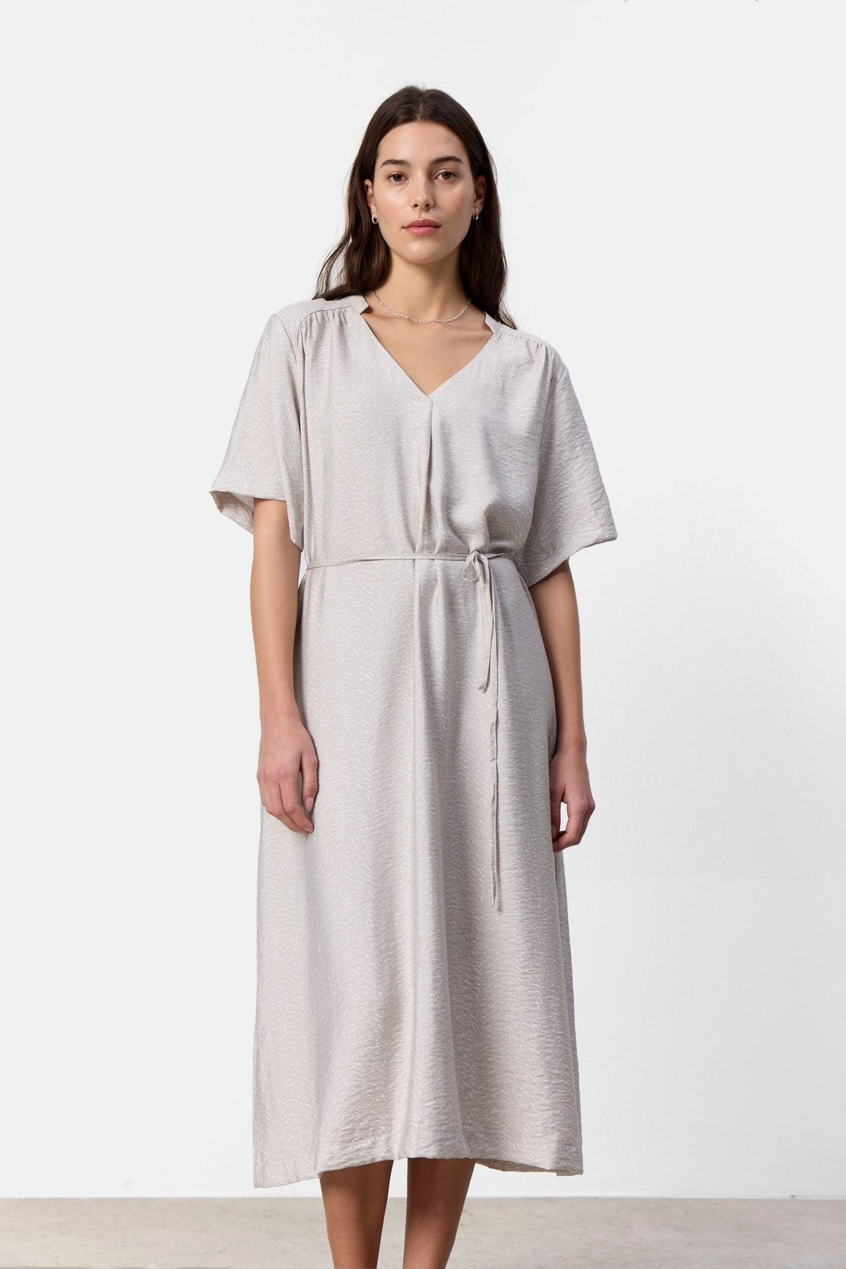 LR-Hannia 2 Dress Cream Levete Room