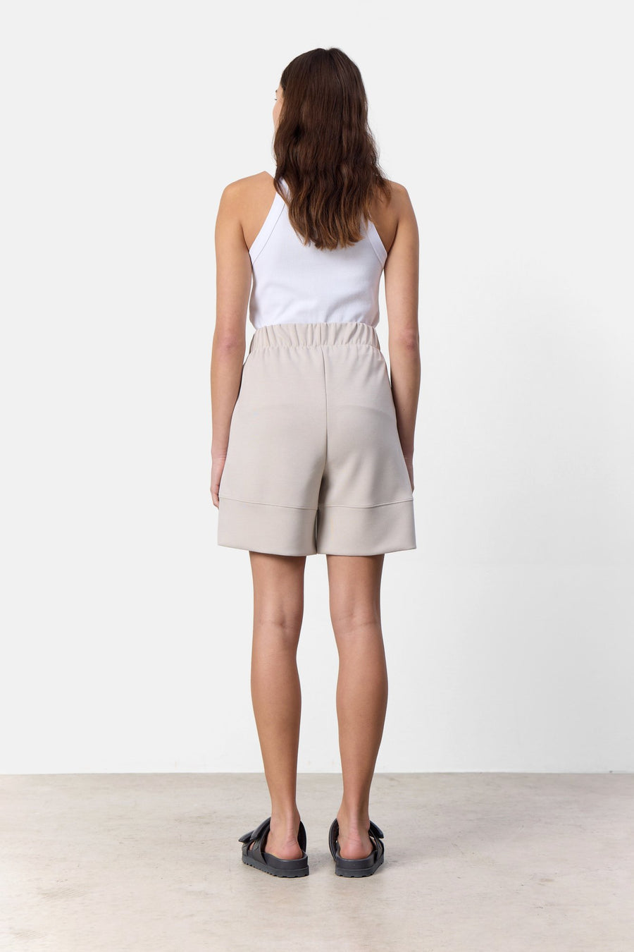 LR-Ezra 4 Shorts Cream Levete Room