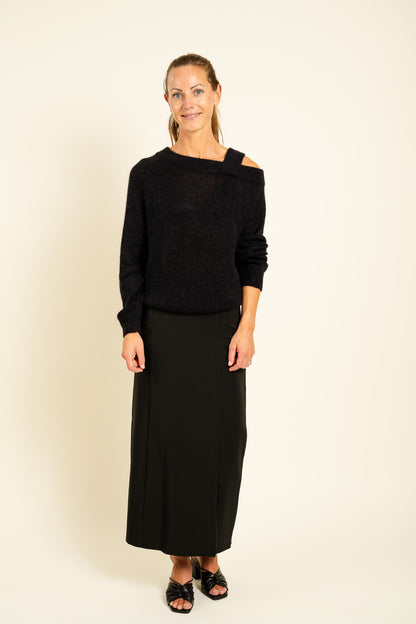 Yonka Sweater Black Dante6