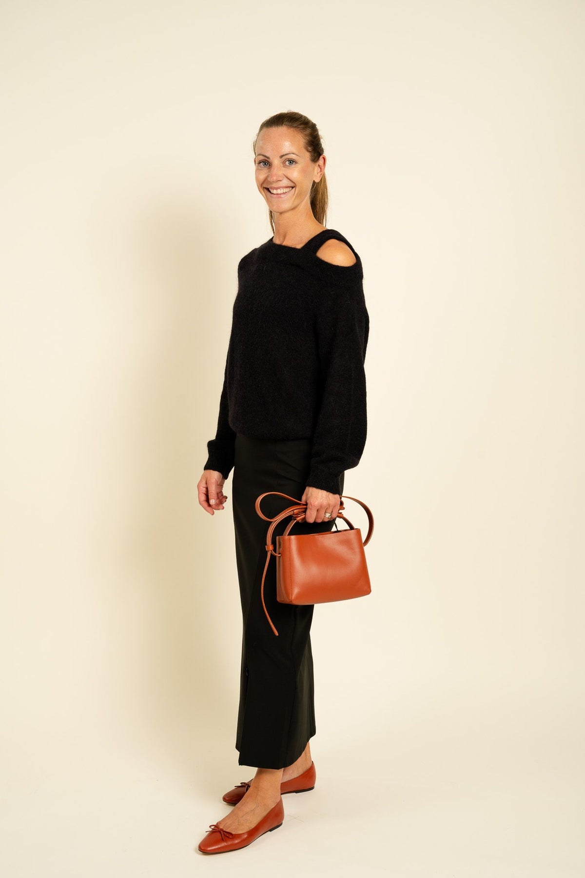 Yonka Sweater Black Dante6