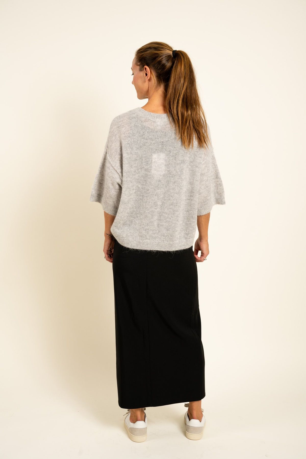 Hiaru Relaxed SS Sweater Heather Grey Dante6