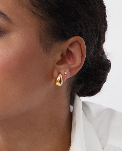 Minimalistica Solo Nova Earrings Gold Syster P