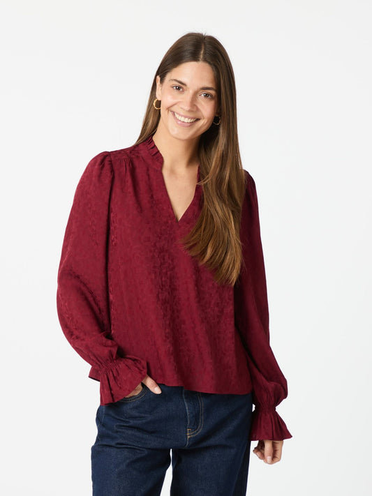 Amara Jacquard Dot Blouse Wine Neo Noir