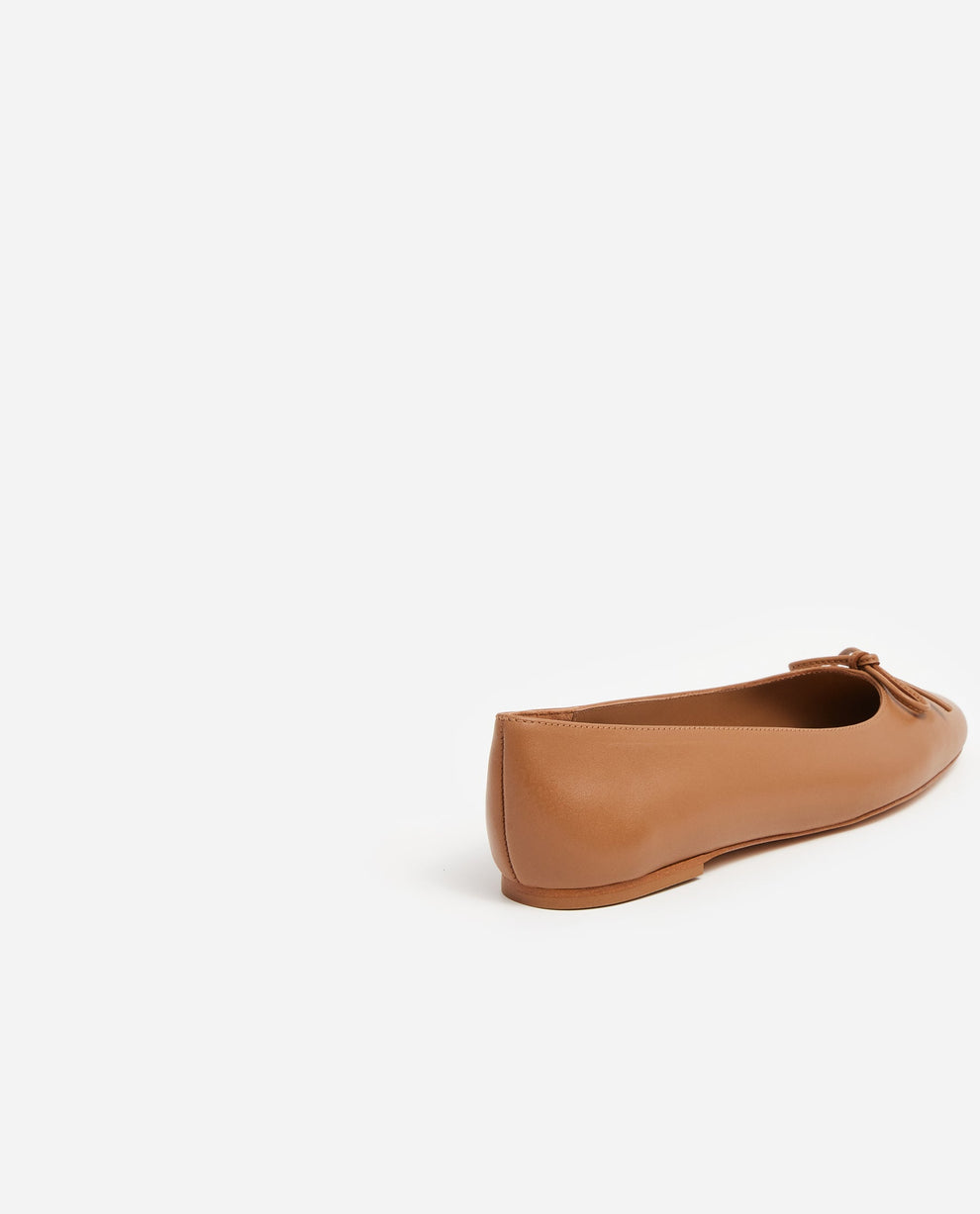 Bodil Leather Cognac Flattered