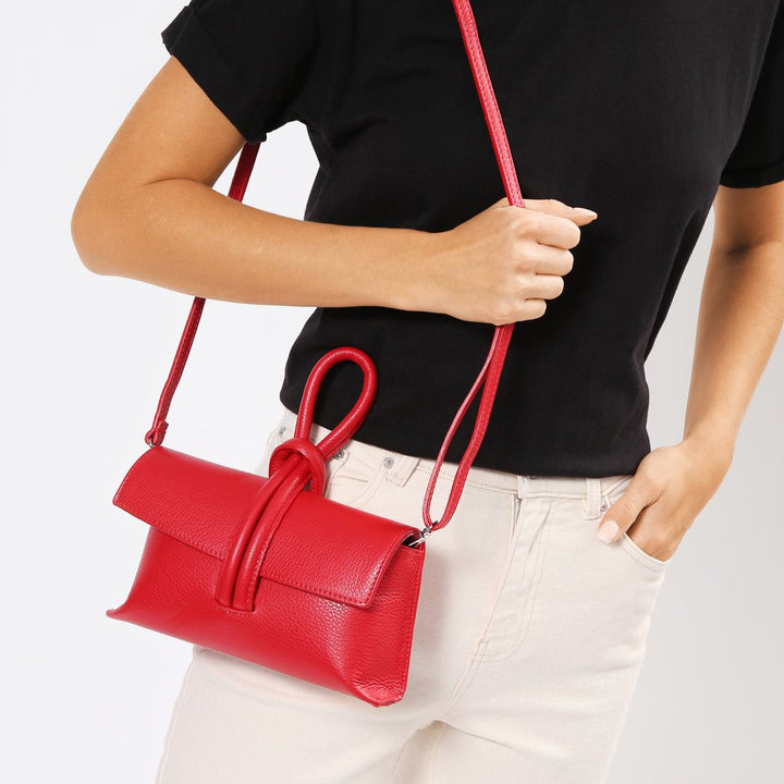 Barletta Clutch Red Latalia