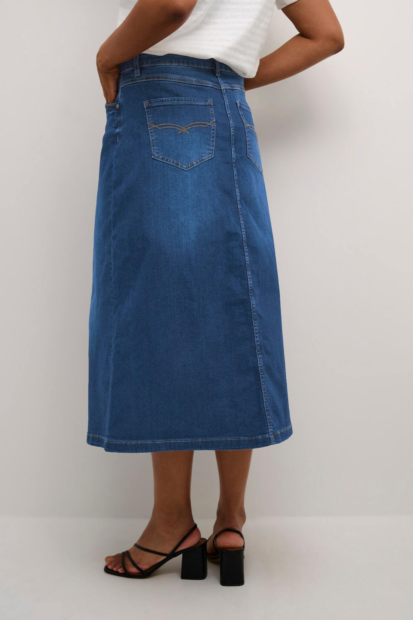 Ami Jeans Skirt Dark Blue Wash Culture