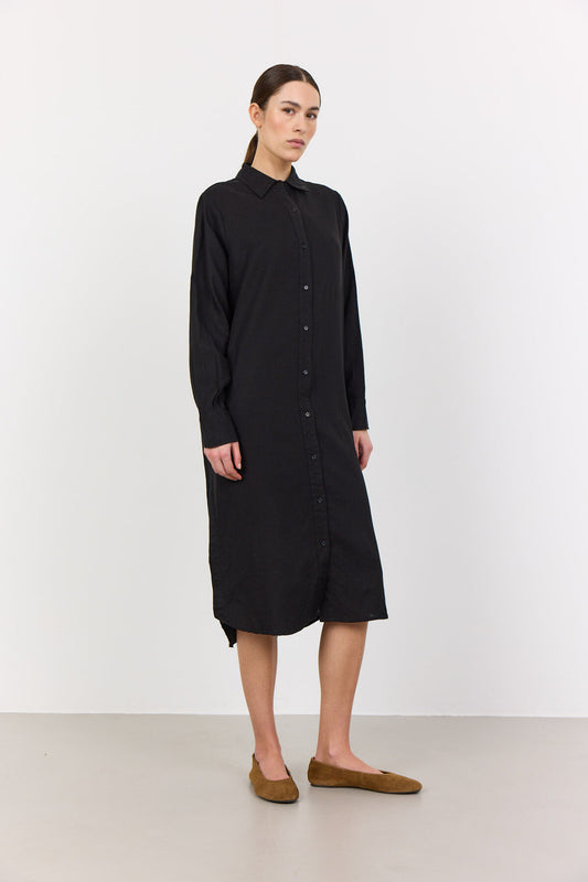LR-Naja 35 Shirt Dress Black Levete Room
