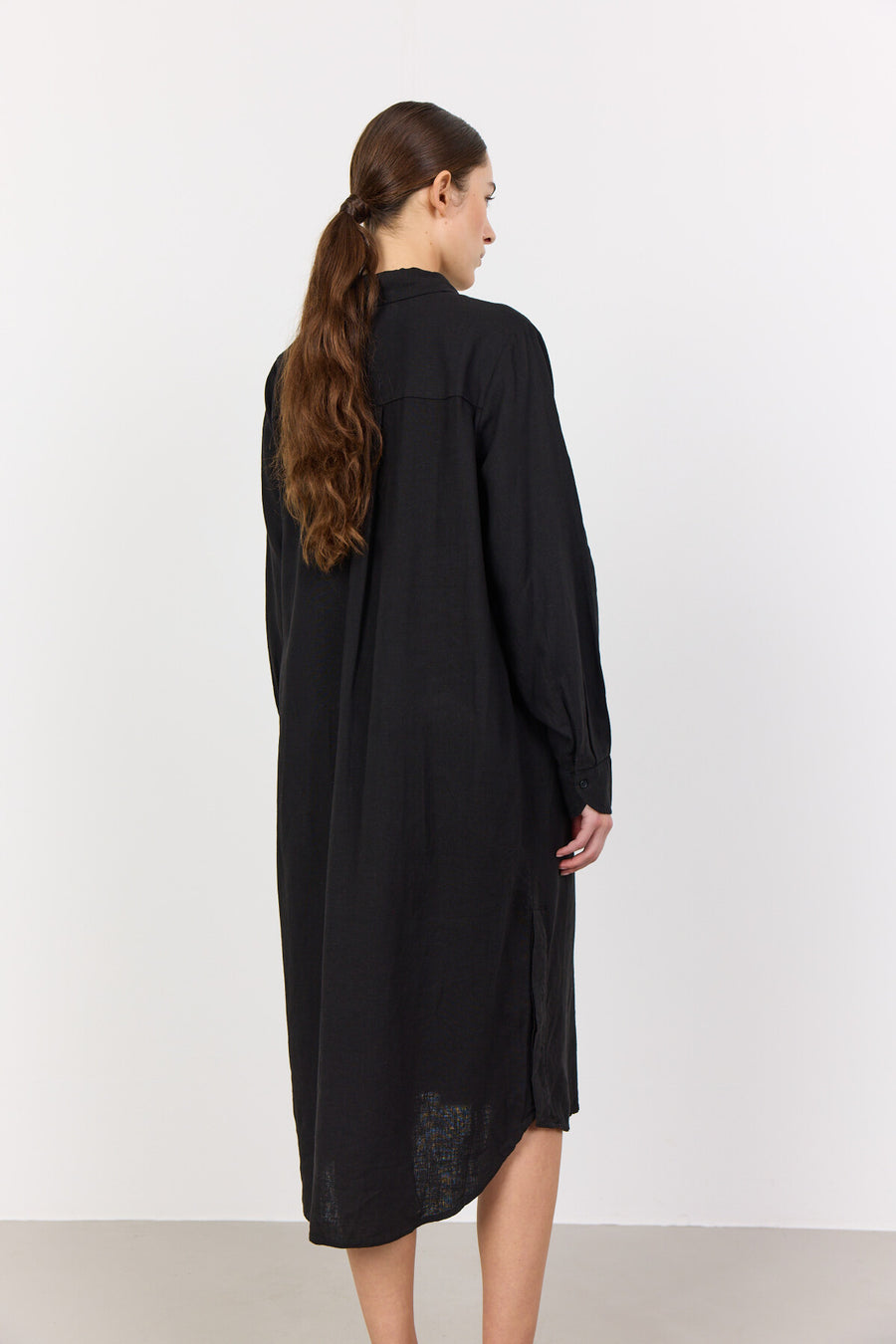 LR-Naja 35 Shirt Dress Black Levete Room