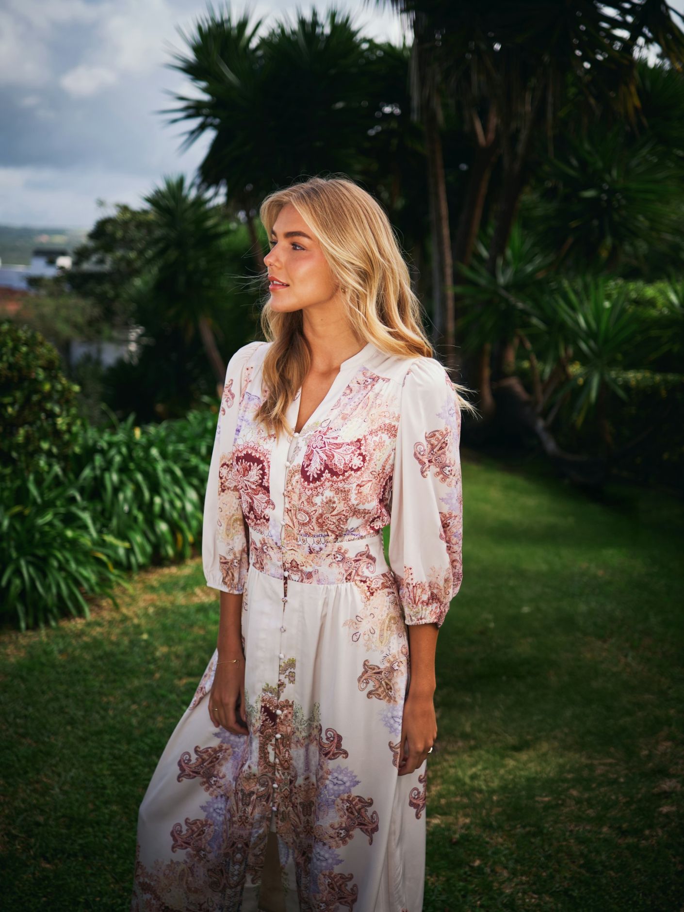 Stellar Artist Paisley Dress Ivory Neo Noir